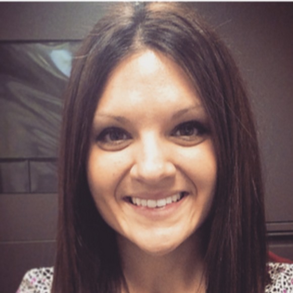 Meet your Posher, Katie - Picture 1 of 1